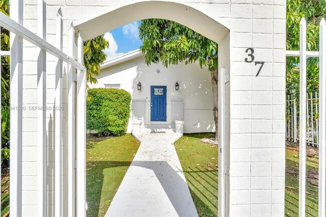 Building Photo - 37 NW 47th St