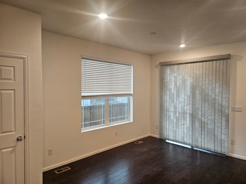 Building Photo - 11446 Iron Ct