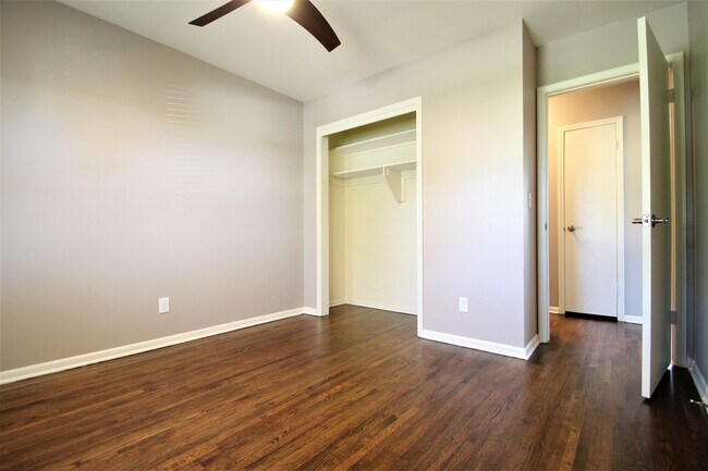 Building Photo - Beautiful and Spacious 3 Bedroom / 2 Bath ...