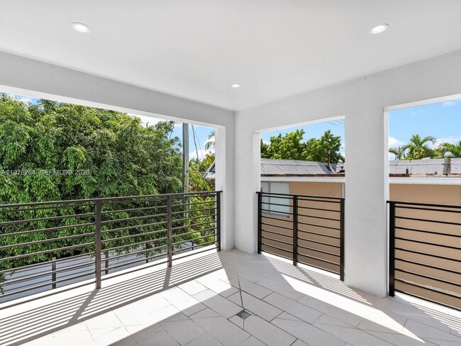 Building Photo - 1134 71st St