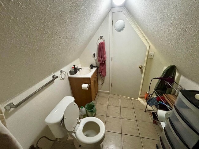 Building Photo - 621 S Jefferson St