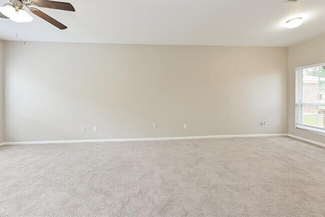 Building Photo - 4930 Hackamore Brook Ct