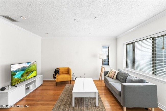 Building Photo - 4817 Kerle St