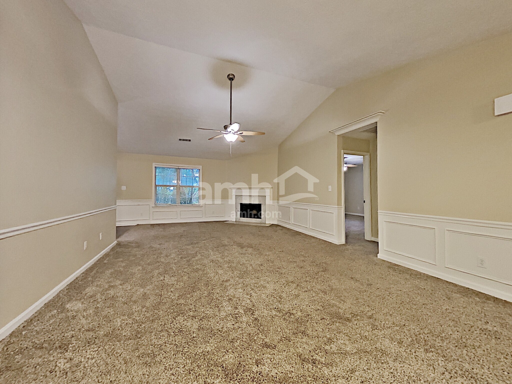 Building Photo - 451 Bellingham Dr