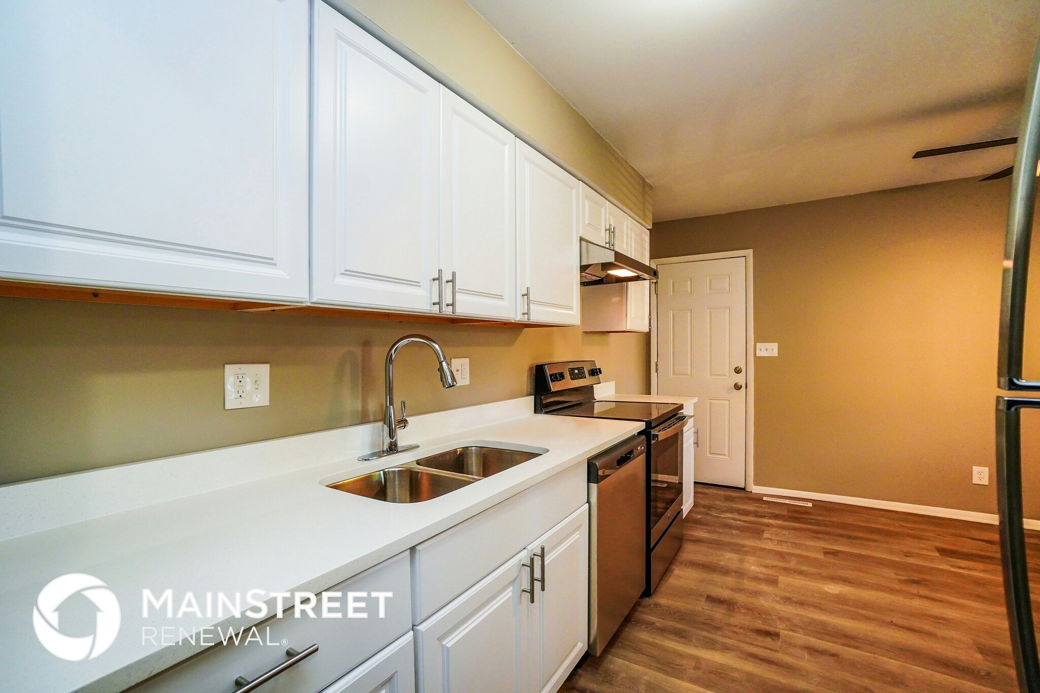 Building Photo - 6020 Dakar Rd E