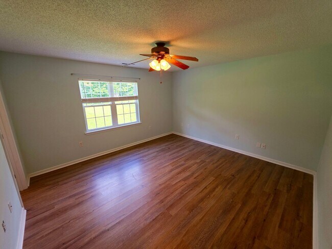 Building Photo - 3 BR 2 BA Beaver Creek