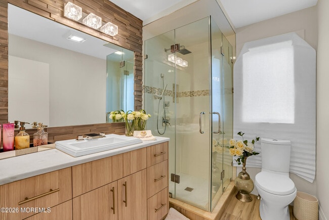 Building Photo - 243 Overbrook Ave