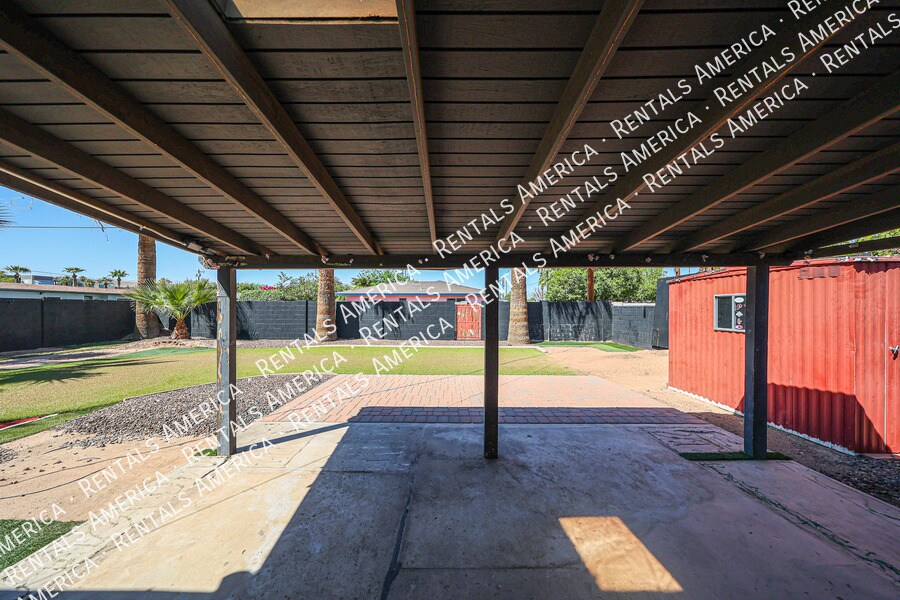 Building Photo - 7502 E Minnezona Ave