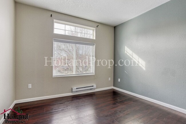 Building Photo - Bright Ground-Floor Condo with Private Patio in Beaverton