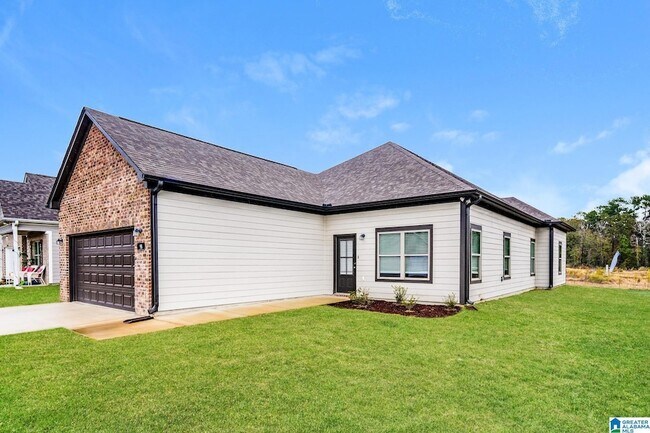 Building Photo - 98 Kings Wy