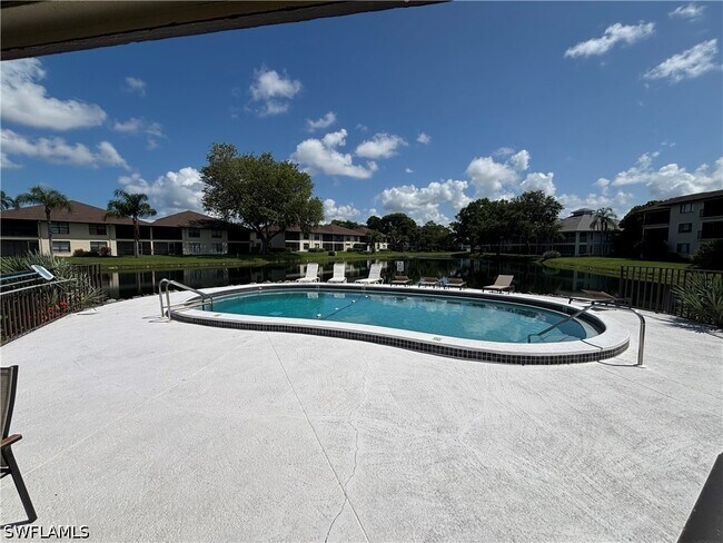 Building Photo - 1600 Misty Pines Cir