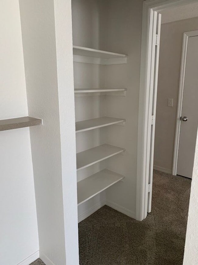 Building Photo - Hyde Park SOHO | 2BR/2BA Condo