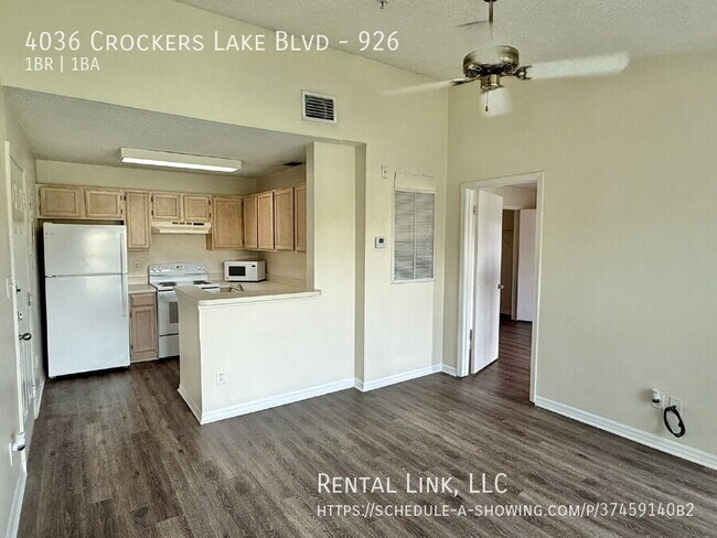 Building Photo - 4036 Crockers Lake Blvd