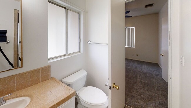 Building Photo - 33540 Washington Dr