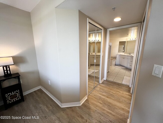 Building Photo - 820 Del Rio Way