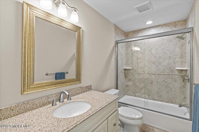 Building Photo - 1613 Ocean Ave