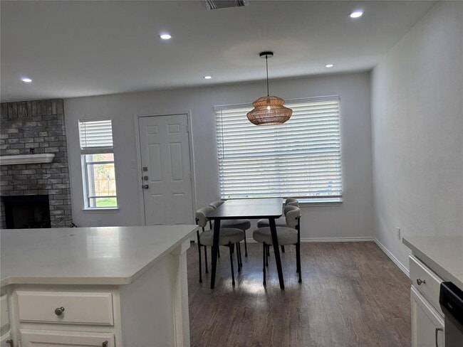 Building Photo - 8402 Priest River Dr