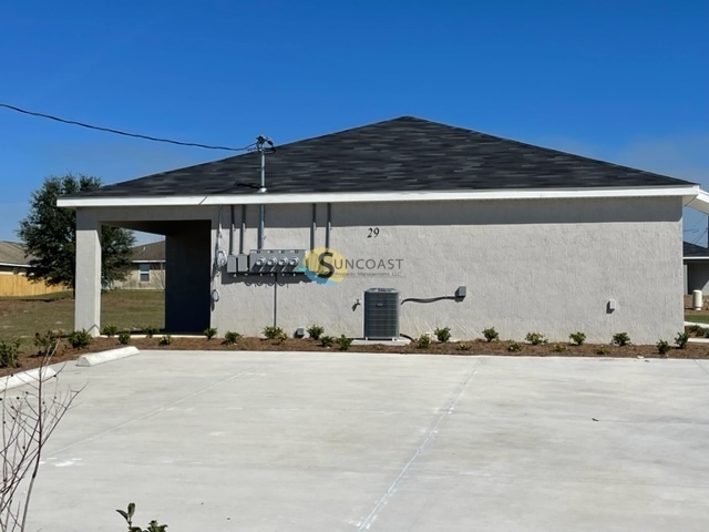 Building Photo - Modern 2BD/2BA Quad Home in Prime Location!