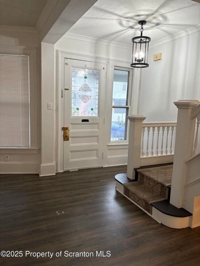 Building Photo - 31 Washington St