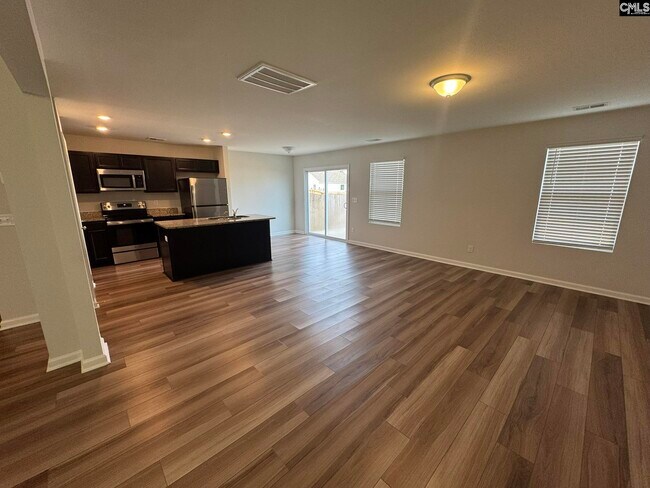Building Photo - 1052 Crescent Corner Dr