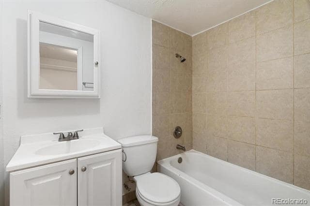 Building Photo - 1632 Franklin St