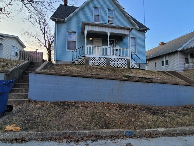 Primary Photo - 111 S 13th St