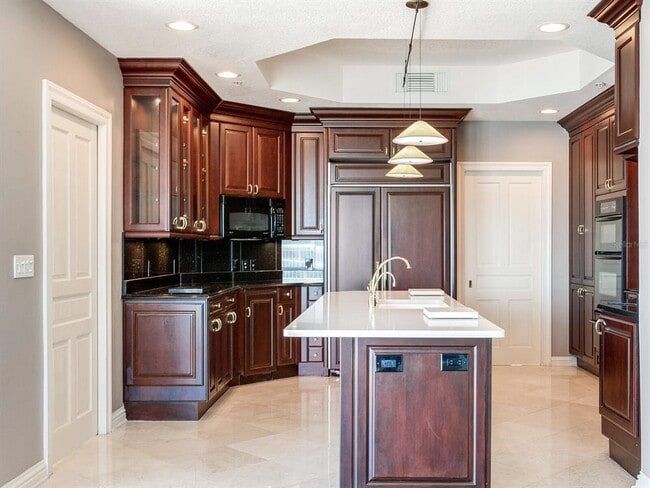 Building Photo - 3507 Bayshore Blvd