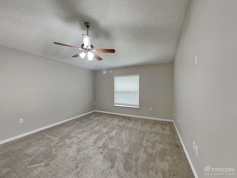 Building Photo - 4115 Woodley Creek Rd
