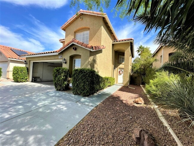 Building Photo - 736 Roddenberry Ave