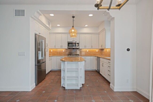 Building Photo - Experience Luxe Living in Santa Barbara's ...