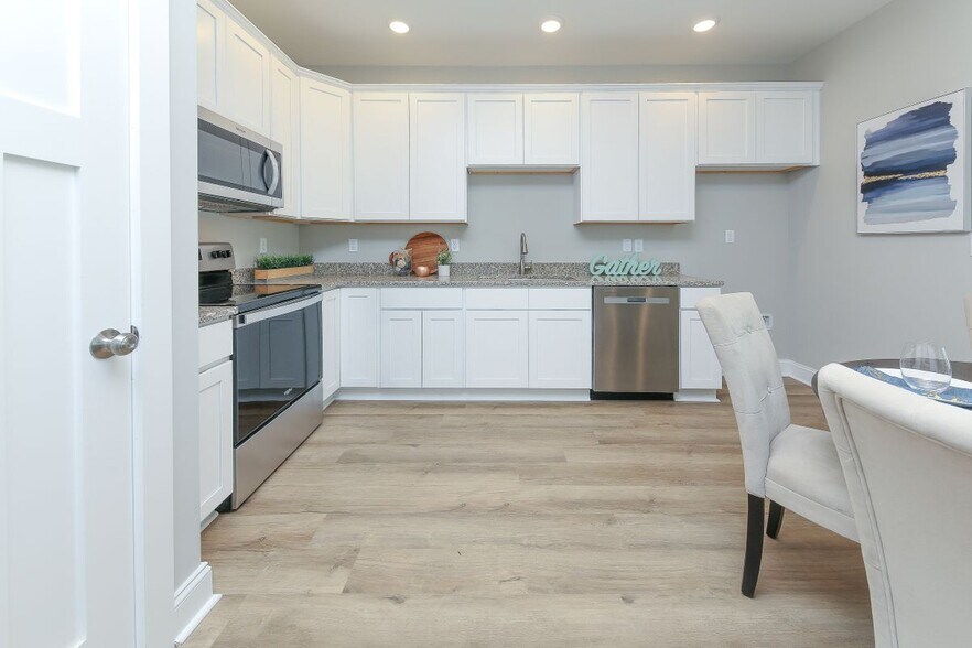 Building Photo - 123 Moyock Landing Dr