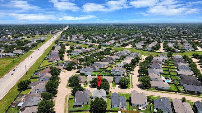 Building Photo - 3506 Evergreen Sq Trl