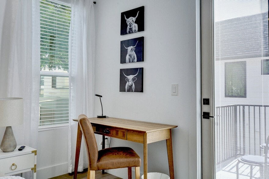 Writing desk in master suite - 413 W Odell St
