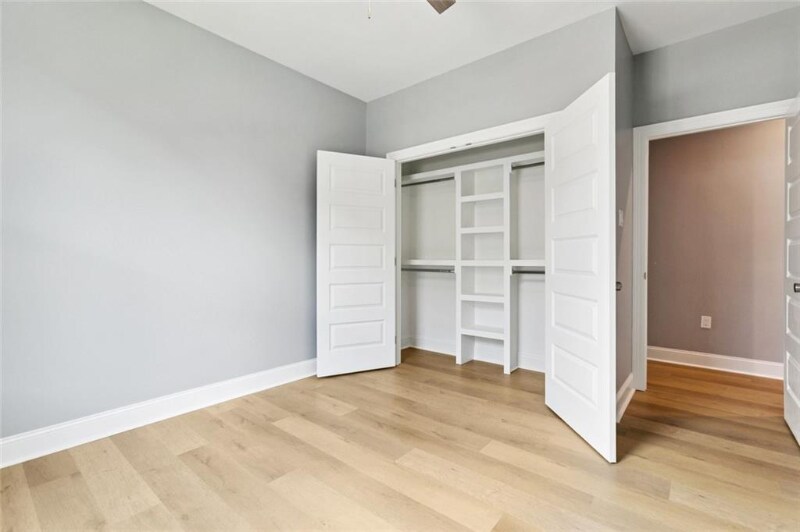 Building Photo - 1222-1224 St Denis St