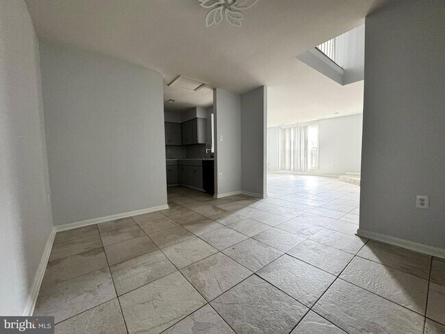 Building Photo - 7527 Belle Grae Dr