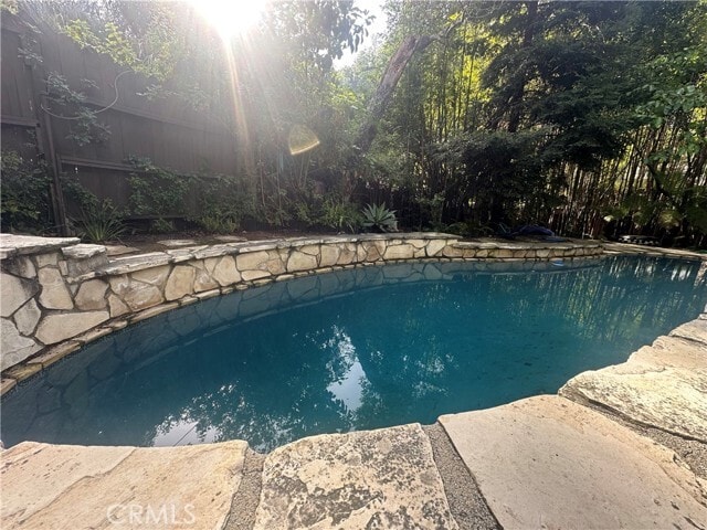 Building Photo - 8601 Wonderland Ave