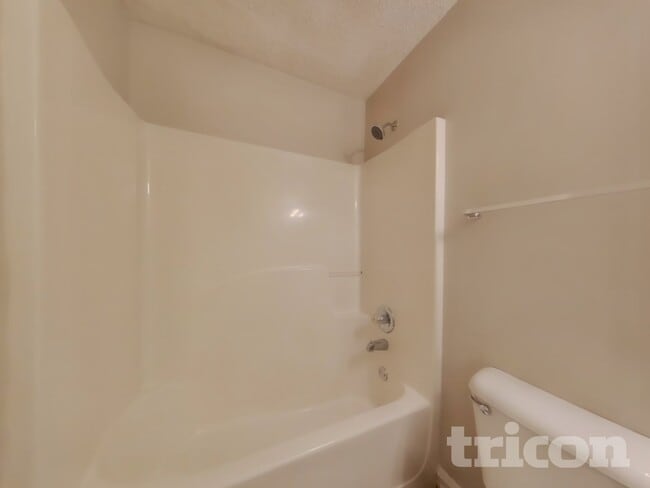 Building Photo - 3893 Drifting Quill