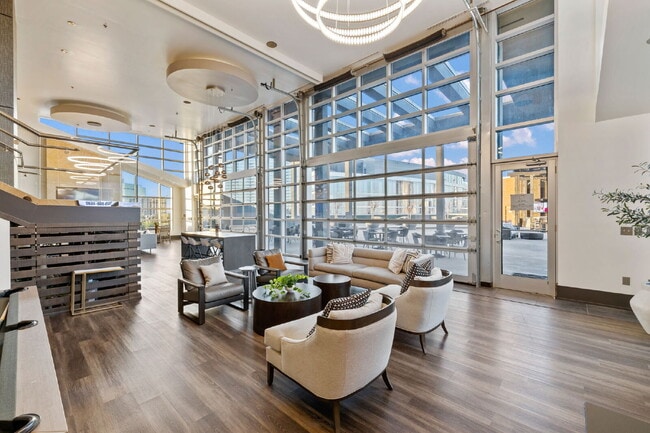 Building Photo - Move-In Ready ICON Condo in The Gulch, Designer Furnished Option, Rare Same-Floor Parking, 2BR wi...
