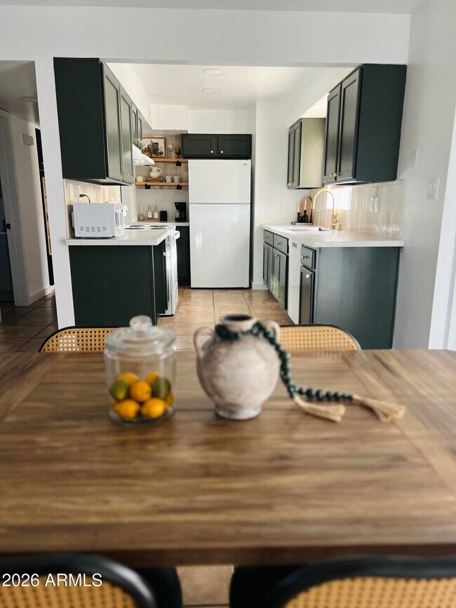 Building Photo - 11607 N 21st Ave