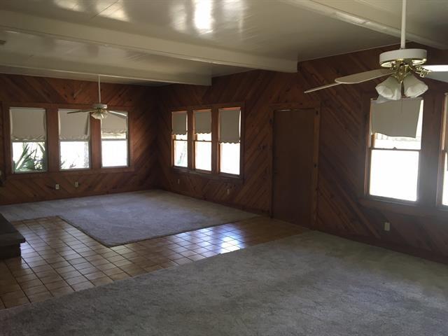 Building Photo - 1390 FM 1187