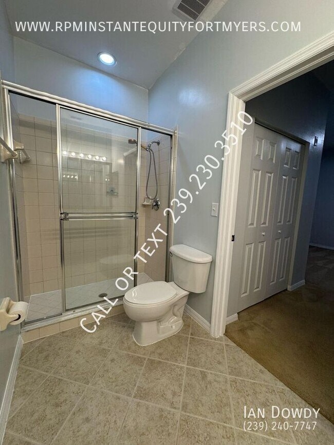 Building Photo - 4109 Bellasol Cir