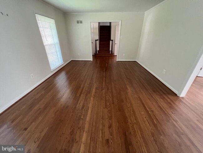 Building Photo - 6407 Kenhowe Dr