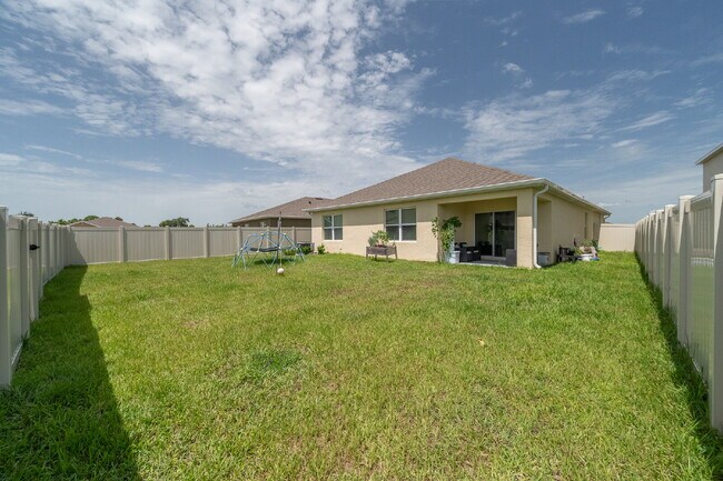 Building Photo - 4BR/2BA home located in Harvest Landing