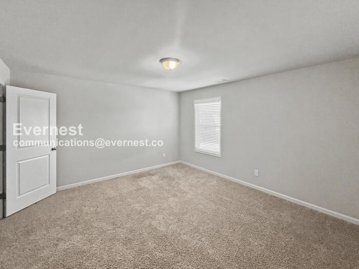 Building Photo - 320 Bertha Honey Stewart Dr