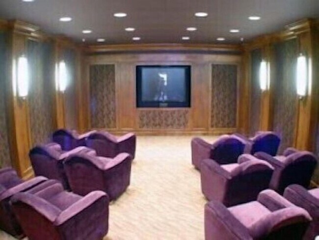 Building Photo - Available now! Solitude Luxury 1 bed / 1 bath Condo! Fully furnished!