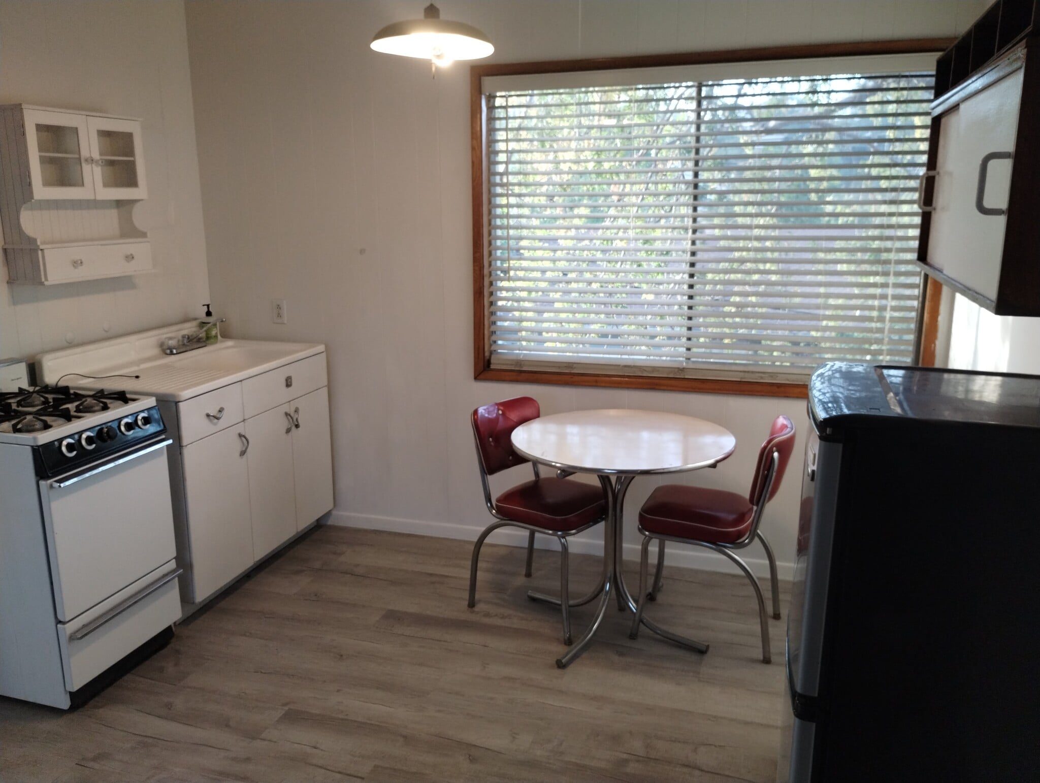 Building Photo - 4806 Nob Hill Dr