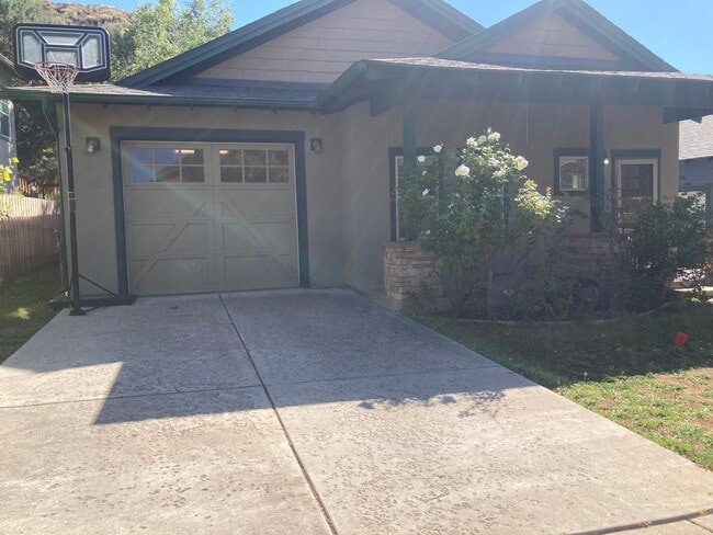Building Photo - 26 E Animas Village Ln