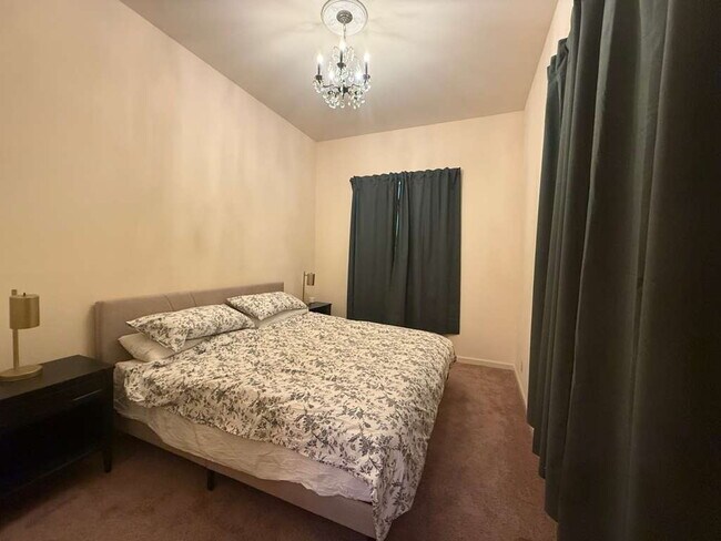 Building Photo - "Furnished Urban Oasis: Spacious 1-Bedroom in Prime St. Louis Location, SOULARD – 900 Sq Ft of Co...