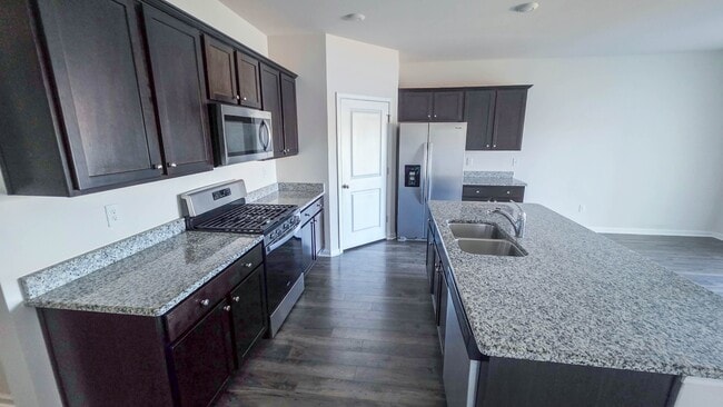 Primary Photo - 3565 Bells Lk Cir