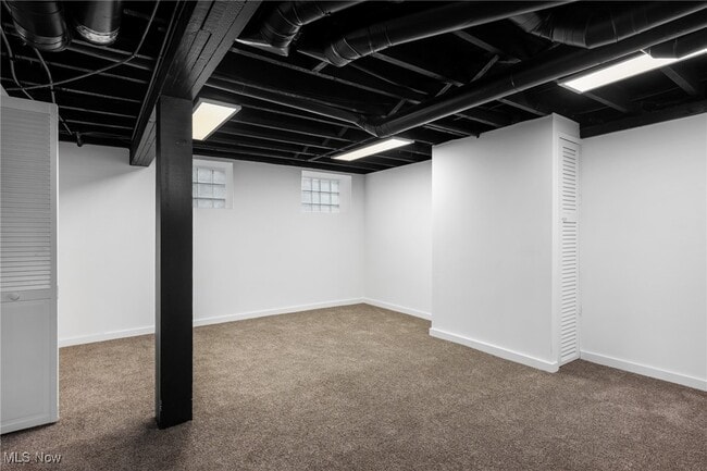 Building Photo - 3154 Yorkshire Rd